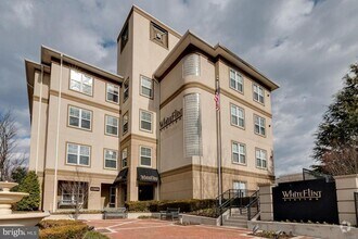 Building Photo - 11800 Old Georgetown Rd
