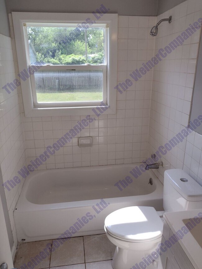 Building Photo - Available August 1st 2026!