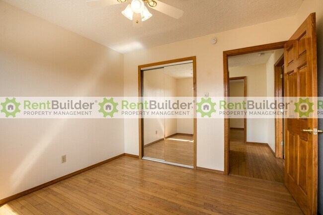 Building Photo - CALL US TODAY AT (505) 808-6467 TO SCHEDUL...