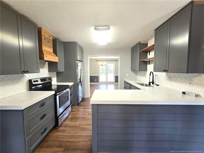 Building Photo - 7786 Dragonhead Rd