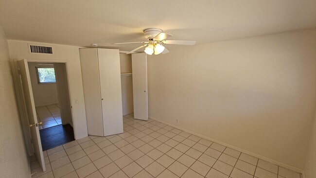 Building Photo - 44836 Lorimer Ave