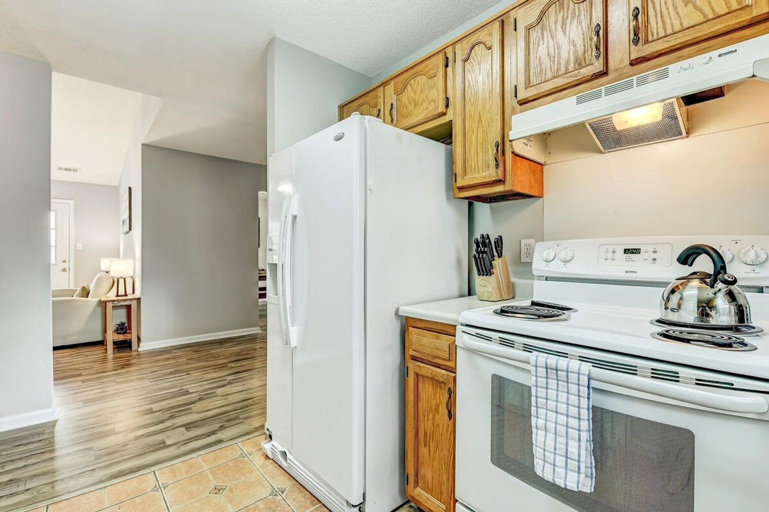 Building Photo - 102 Sandlewood Dr