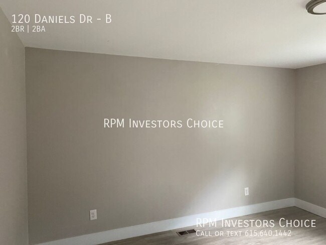 Building Photo - Lovely, modern 2bd/2ba near to Downtown Fr...