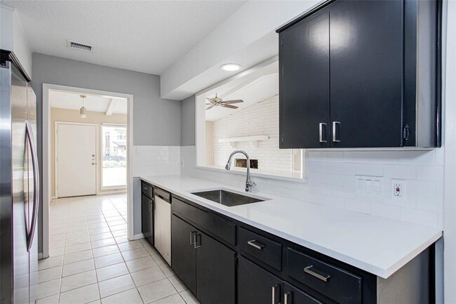 Building Photo - 4006 Bull Creek Rd