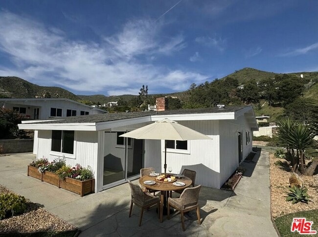 Building Photo - 1271 El Hito Cir