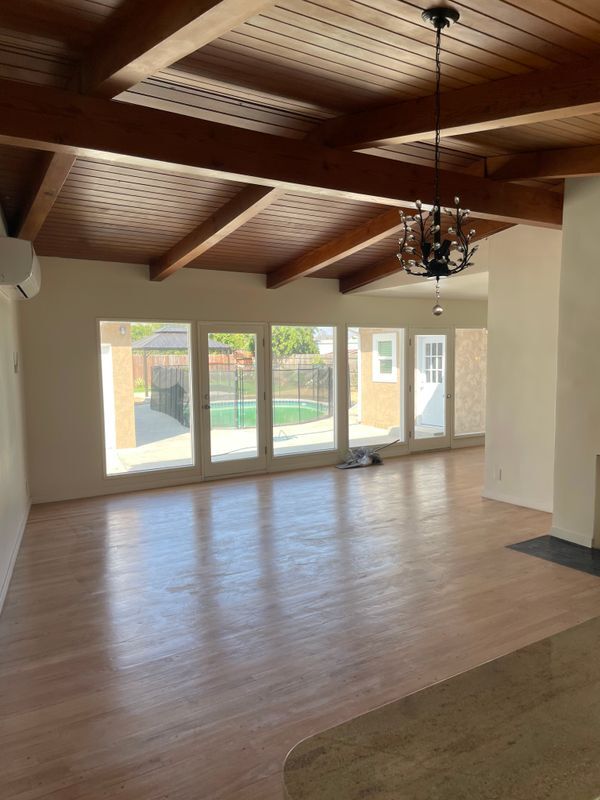 Building Photo - 5741 E 23rd St