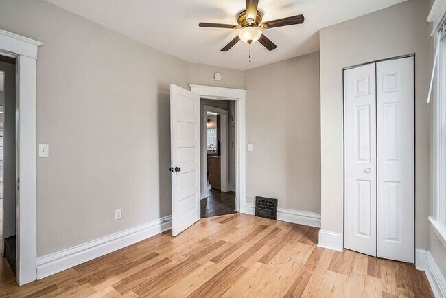 Building Photo - Fantastic, large remodeled 3-bed/1-bath ranch, unfinished basement & partially enclosed yard