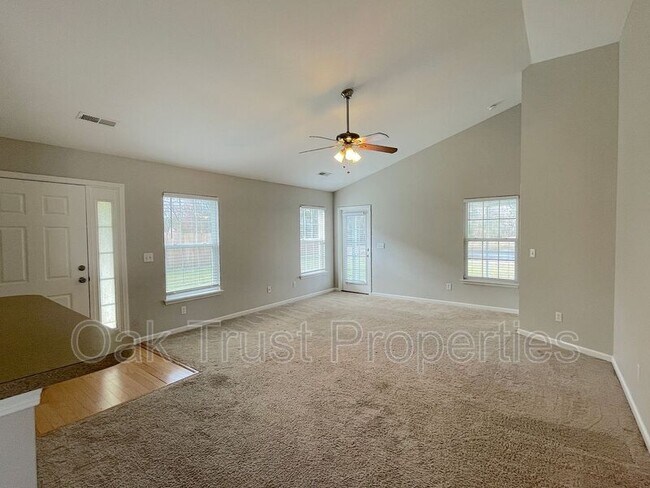 Building Photo - 610 Savannah River Dr