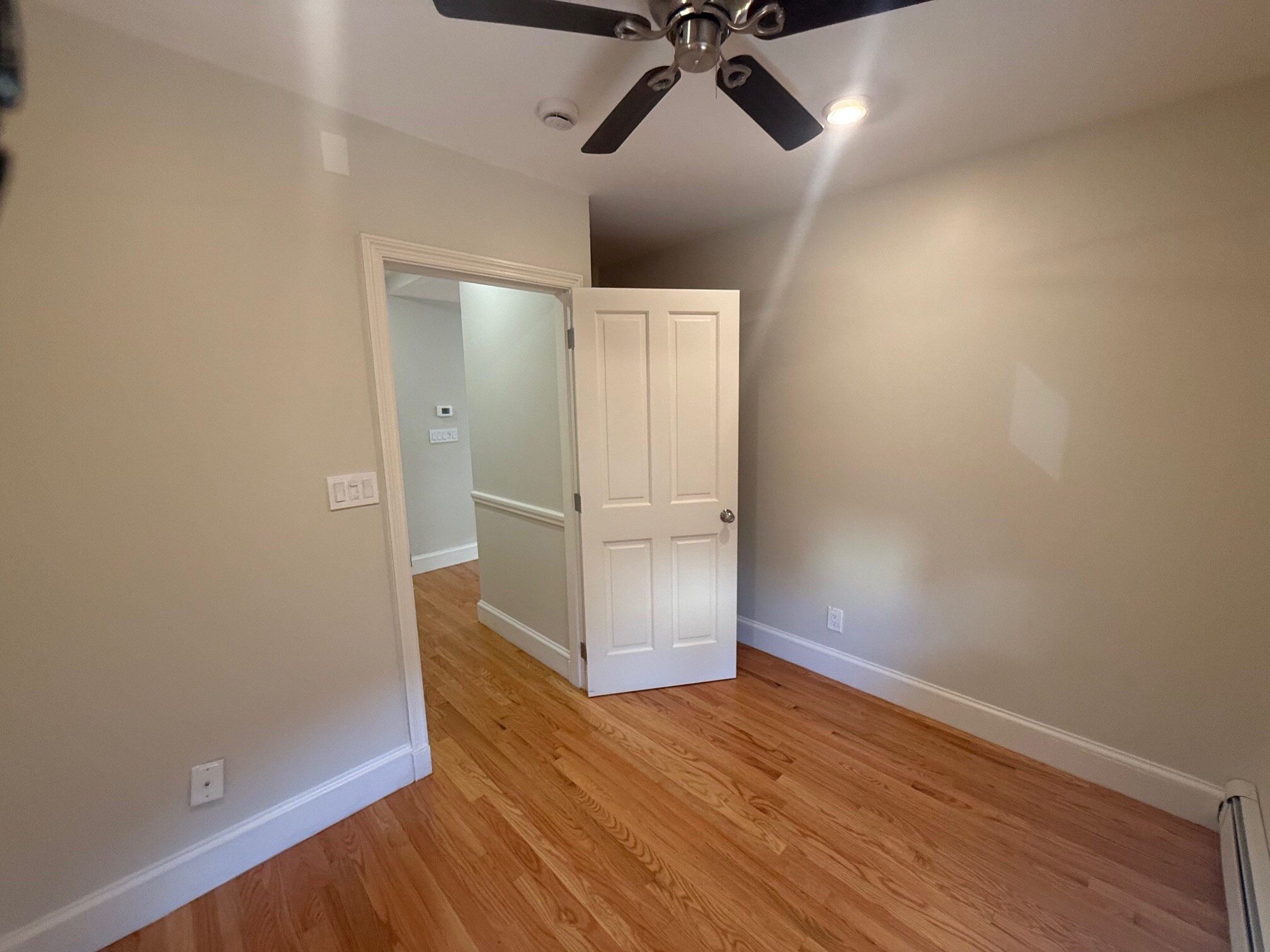 Building Photo - 48 Shannon St