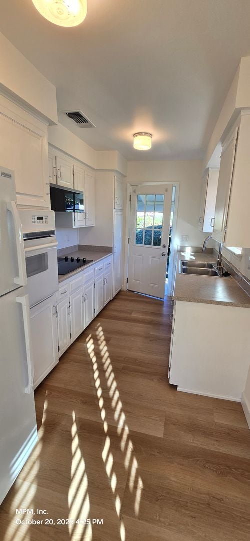 Building Photo - 1 bedroom 1 bath home
