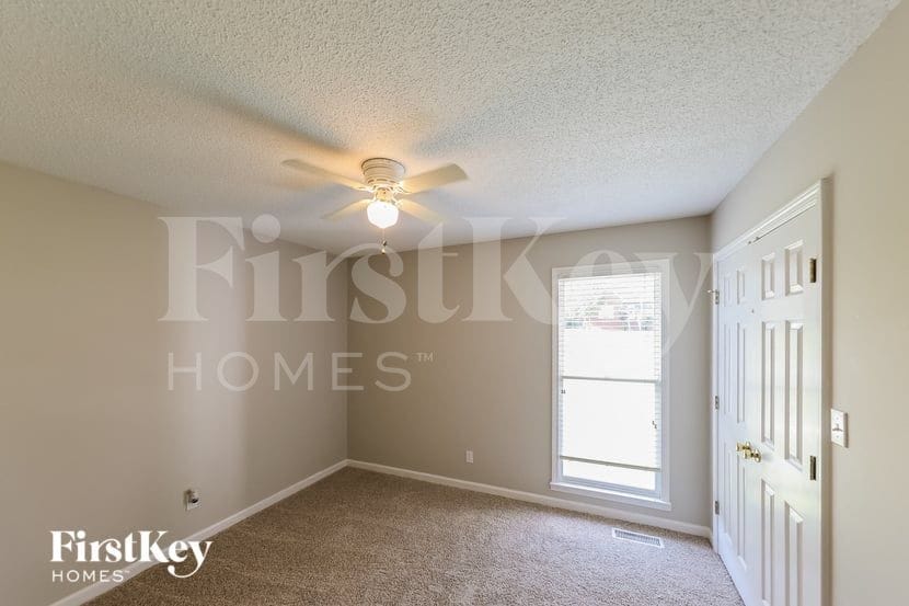 Building Photo - 5263 Highland Trace Cir