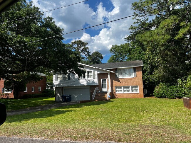 Primary Photo - Home for Rent in the Avenues of Myrtle Beach