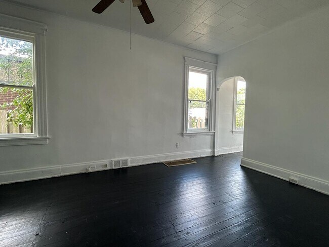 Building Photo - 110 E Galbraith Rd