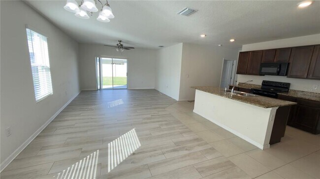 Building Photo - 32724 Ansley Bloom Ln
