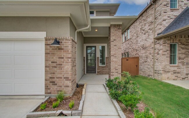 Building Photo - 24838 Harrow Mdw Dr
