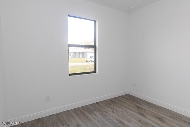 Building Photo - 5023 N Dogwood Cir