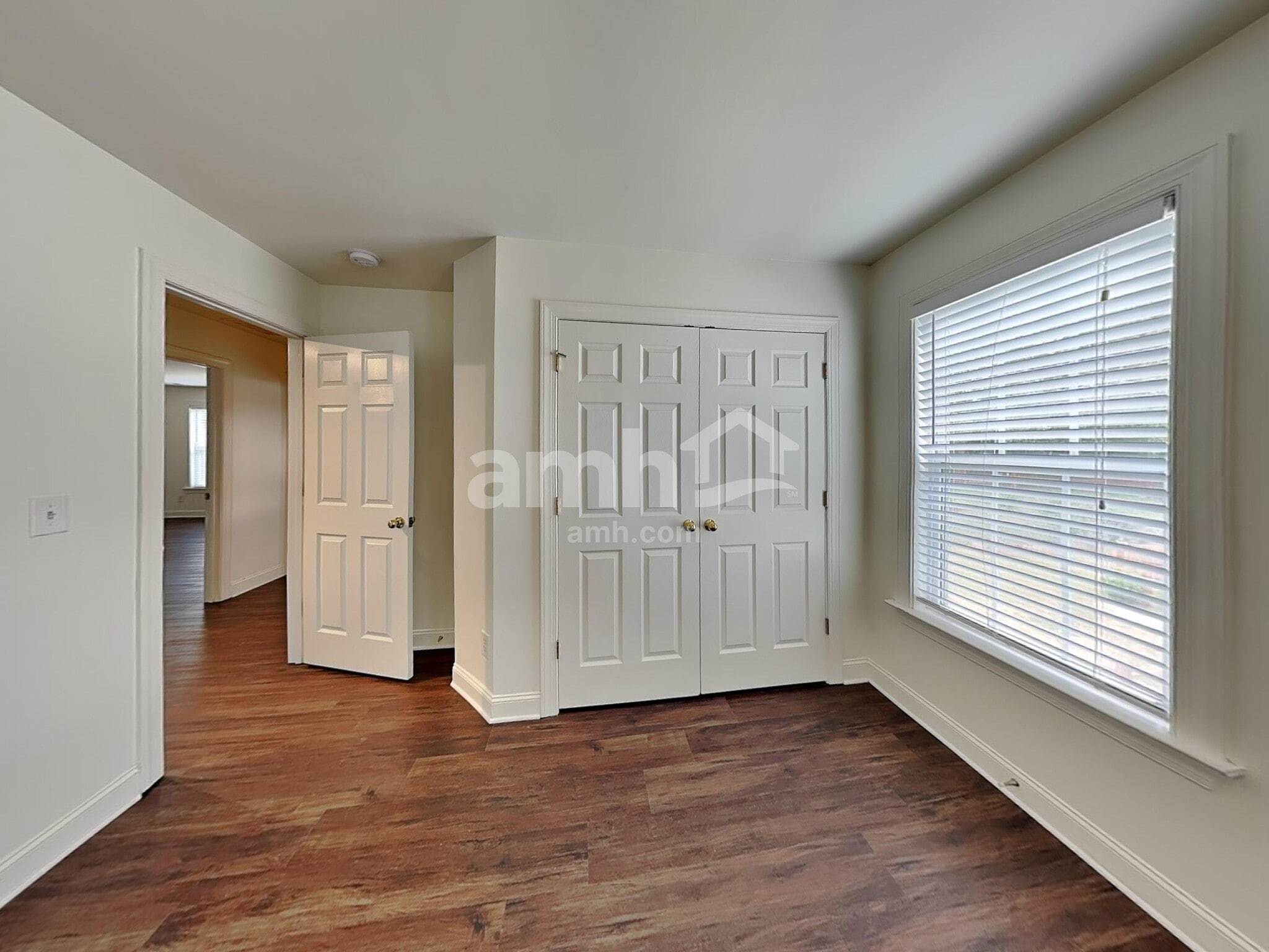 Building Photo - 2016 Sentinel Dr