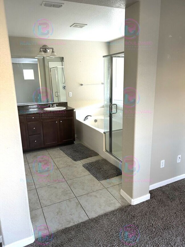Building Photo - Dayton NV 3 Bedroom, 2 Bath Home with Sweeping Mountain Views
