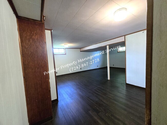 Building Photo - 639 Cohasset Dr