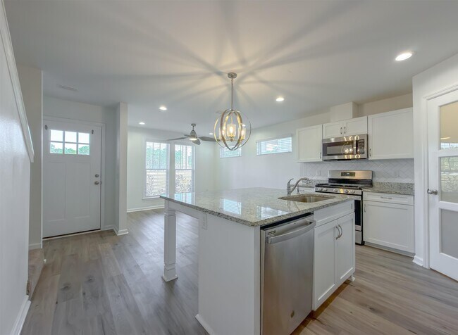 Building Photo - 2856 Blue Blossom Trail