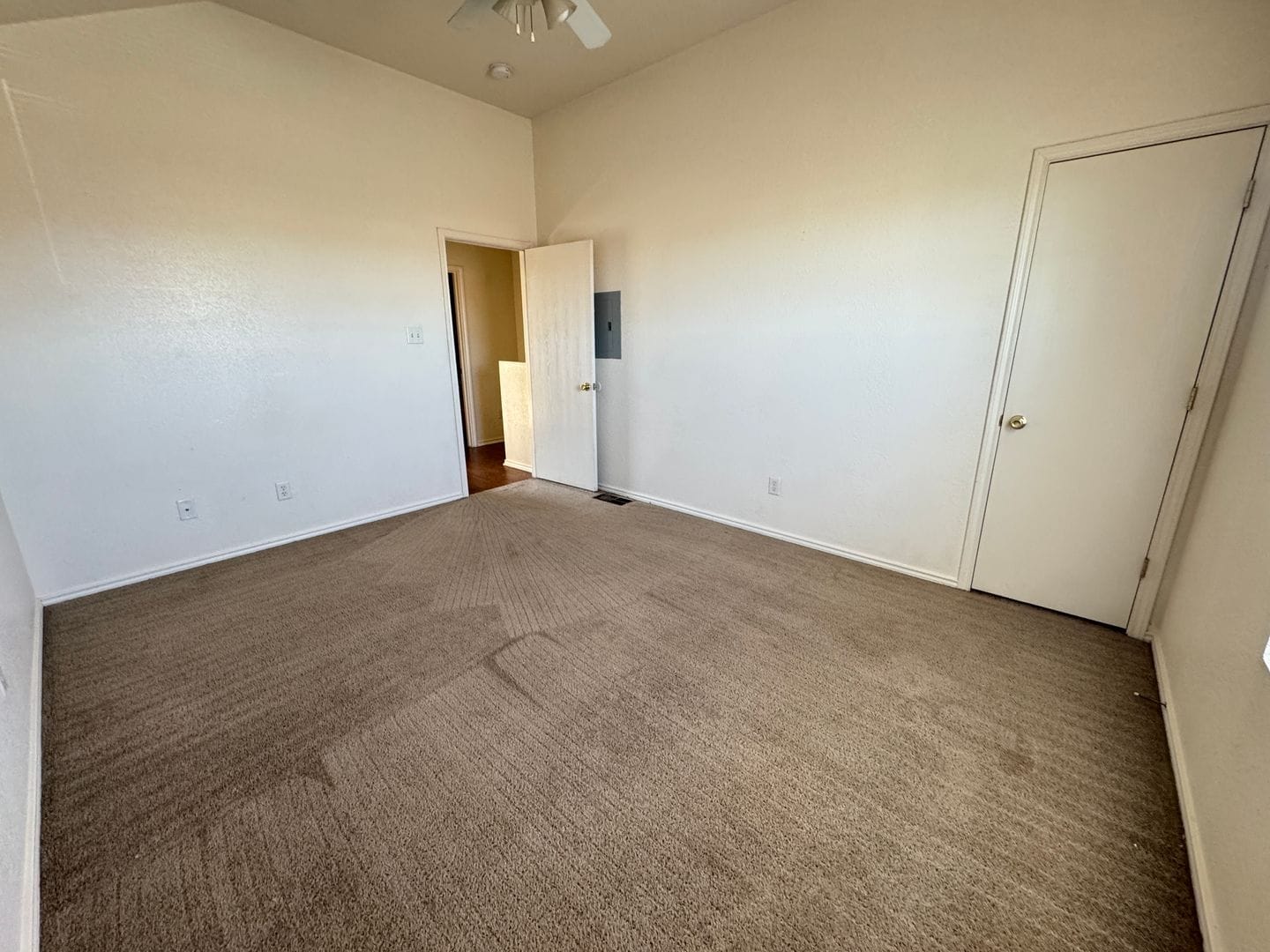 Building Photo - 4506 Sylvia Dr