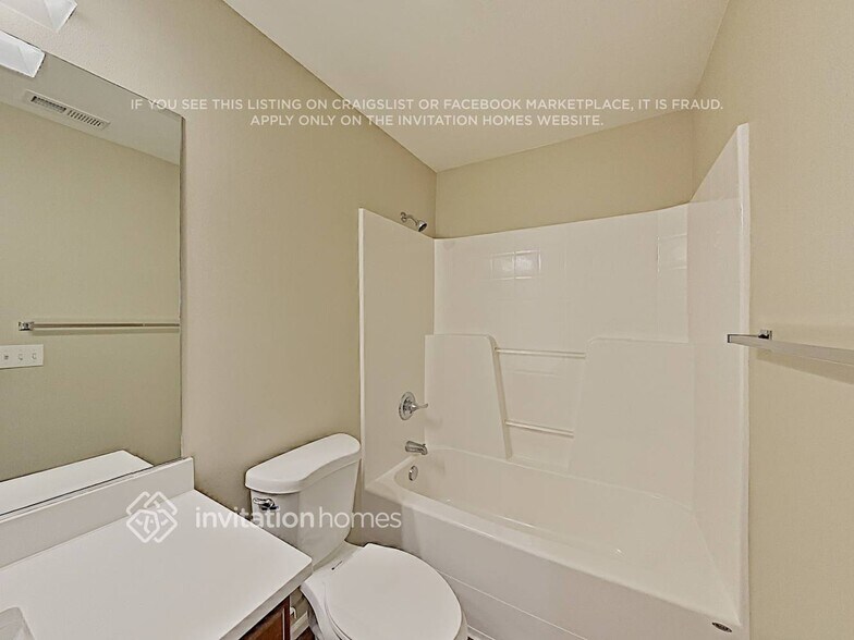 Building Photo - 12804 81 Ave Ct E