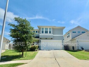 Building Photo - 10400 Alemoor Dr