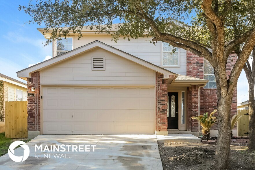 Primary Photo - 3927 Nuttall Oak Dr