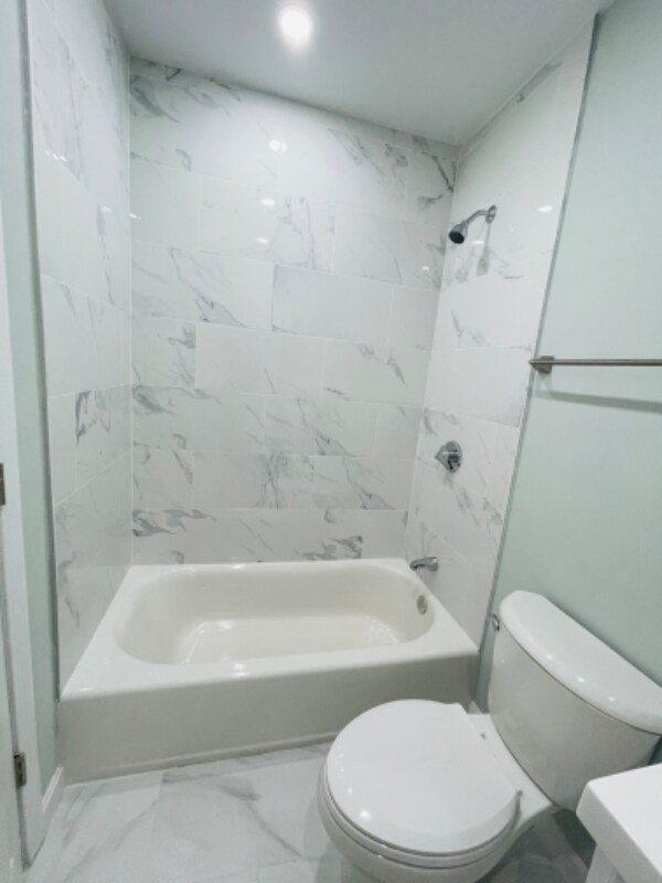 Building Photo - 43 Oread St