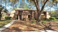 Building Photo - 2 Pine Hurst Ln
