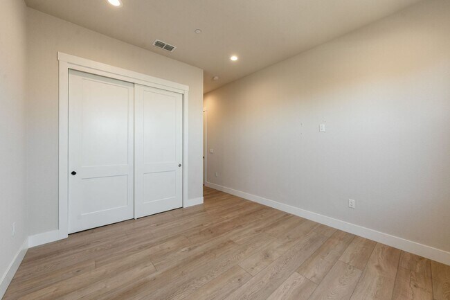 Building Photo - Newly Built 5BR Luxury Home in El Dorado Hills – 3,926 Sq Ft!