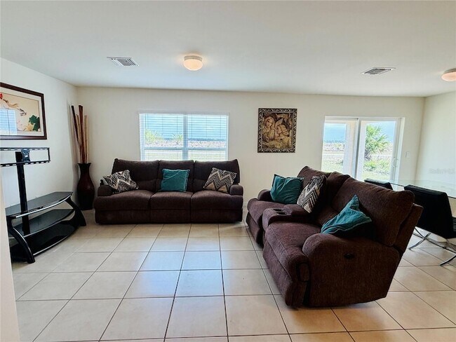 Building Photo - 126 Plantation Dr