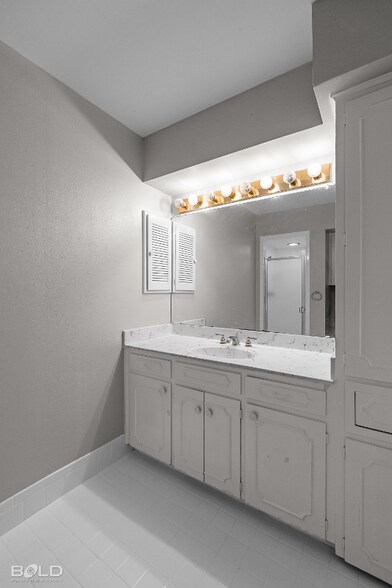 Building Photo - 3730 Fairfield Ave