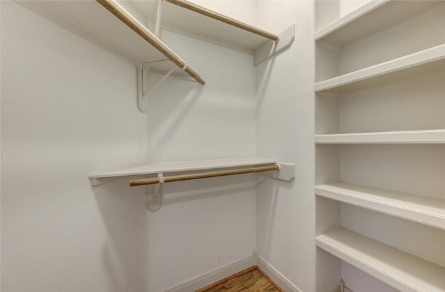 Building Photo - 1706 McDonald St