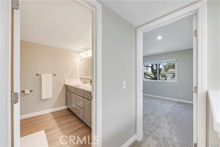 Building Photo - 801 Vista Ct