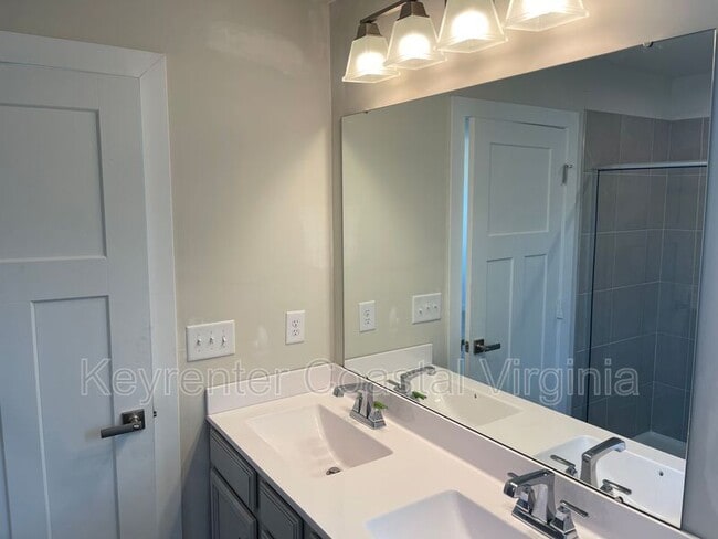 Building Photo - 105 Brentwood Cv