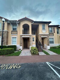 Building Photo - 1650 NE 33rd Ave