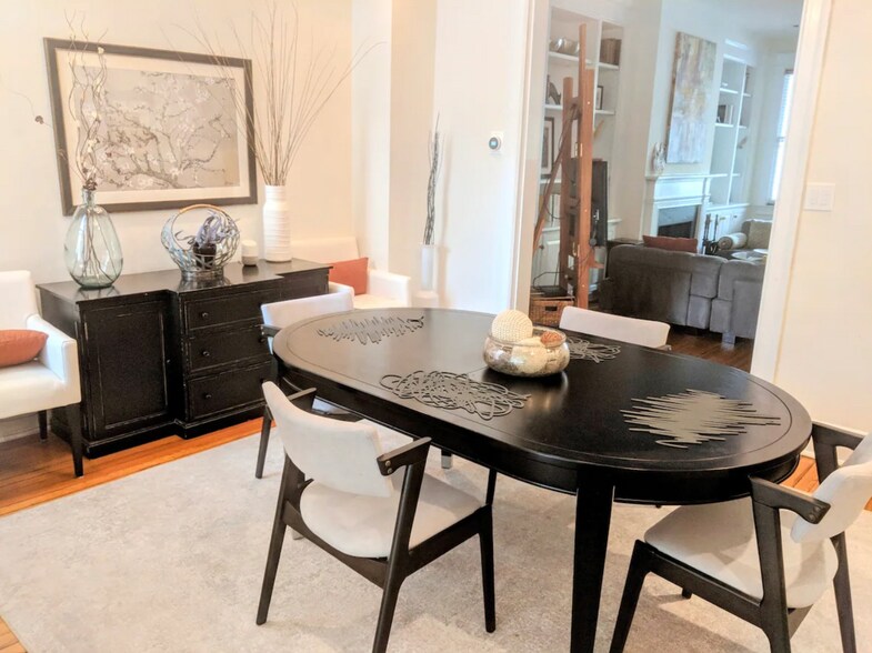 Building Photo - 1731 Church St NW