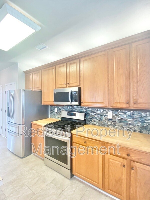 Building Photo - 13207 Harbor Dr
