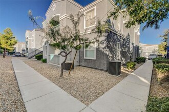 Building Photo - 6955 N Durango Dr