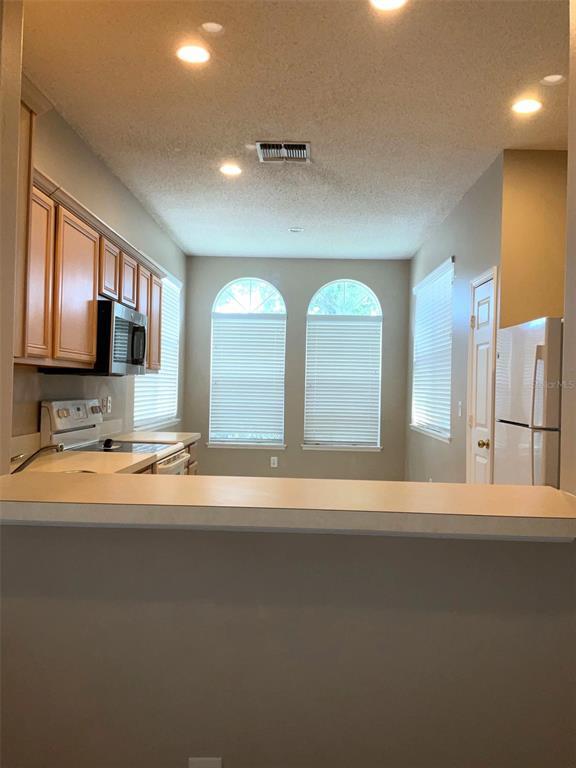 Building Photo - 1318 Lake Biscayne Way