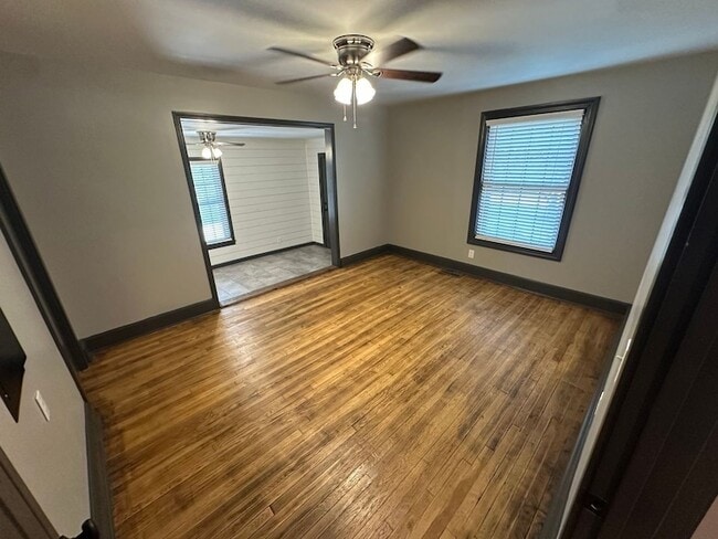 Building Photo - 408 Spence Ln