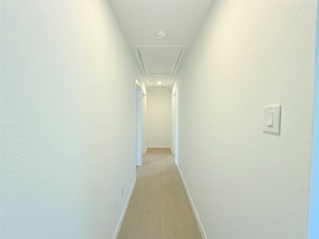 Building Photo - 17941 Valle Cupa Ln