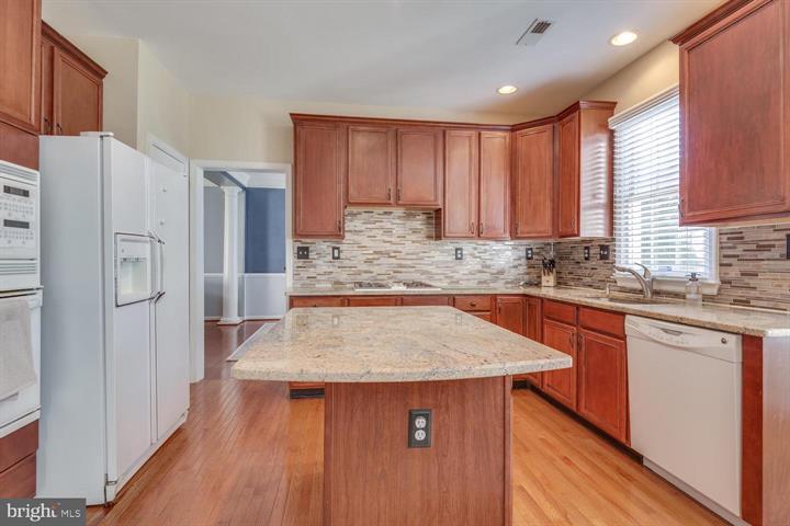 Building Photo - 10857 Hunter Gate Way