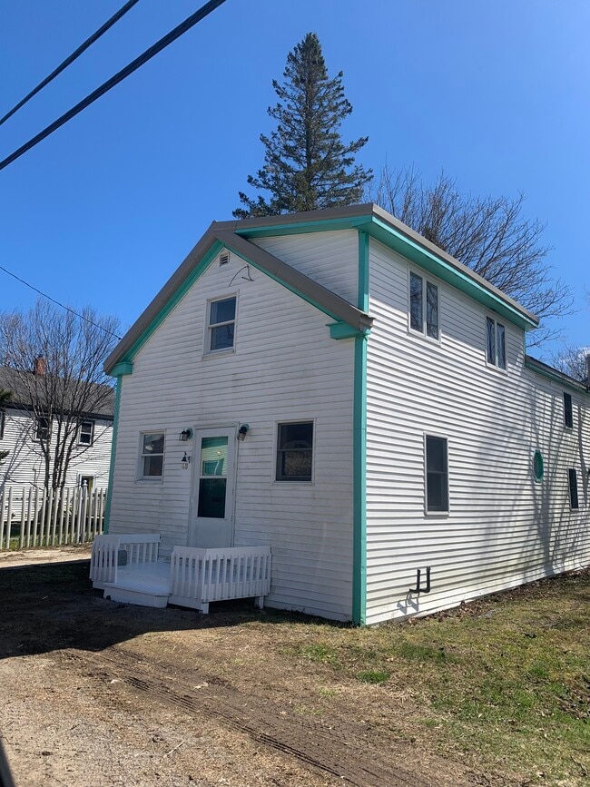 Primary Photo - 48 Boynton St