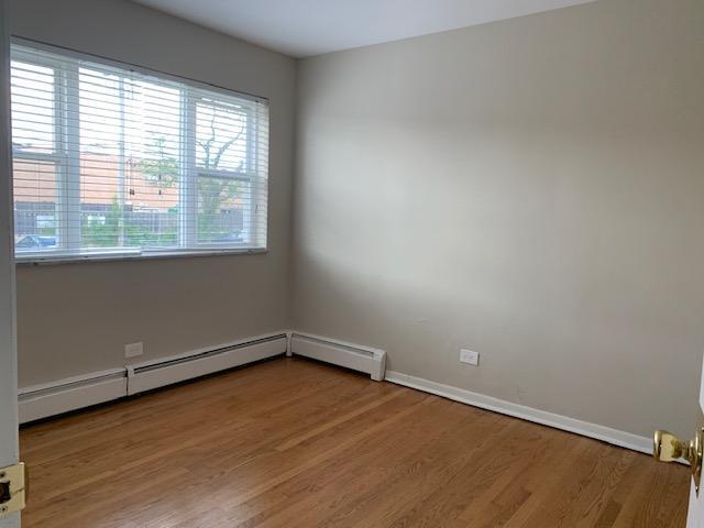 Building Photo - 554 Pershing Ave