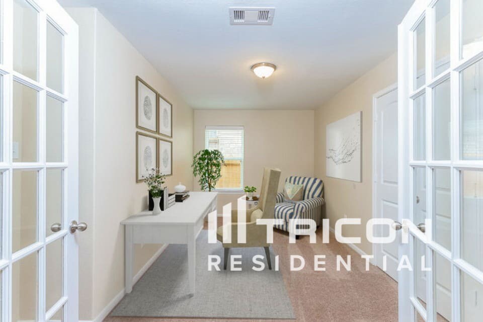 Building Photo - 437 Palomino Stand Dr