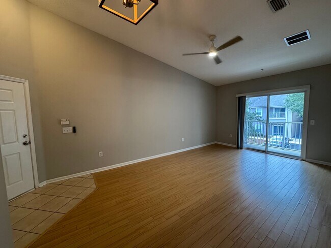 Building Photo - 6069 Maggies Cir