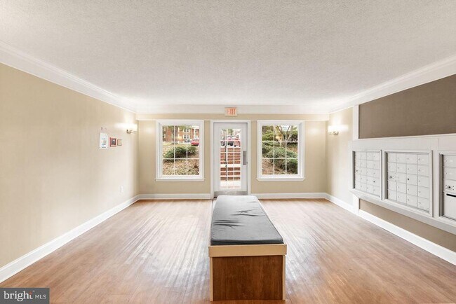 Building Photo - 7651 Tremayne Pl