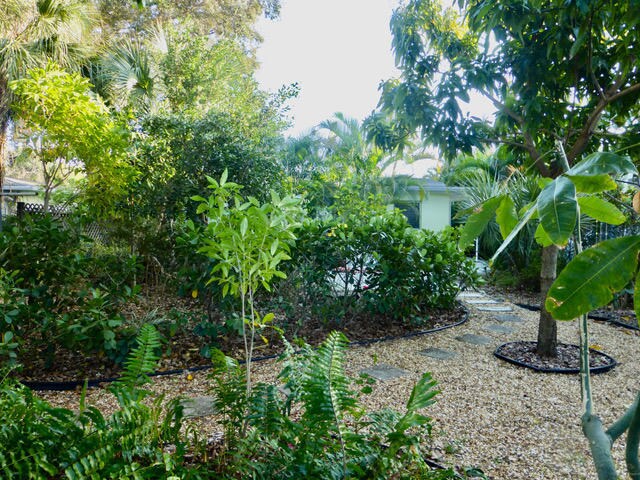 Building Photo - 831 Biscayne Dr